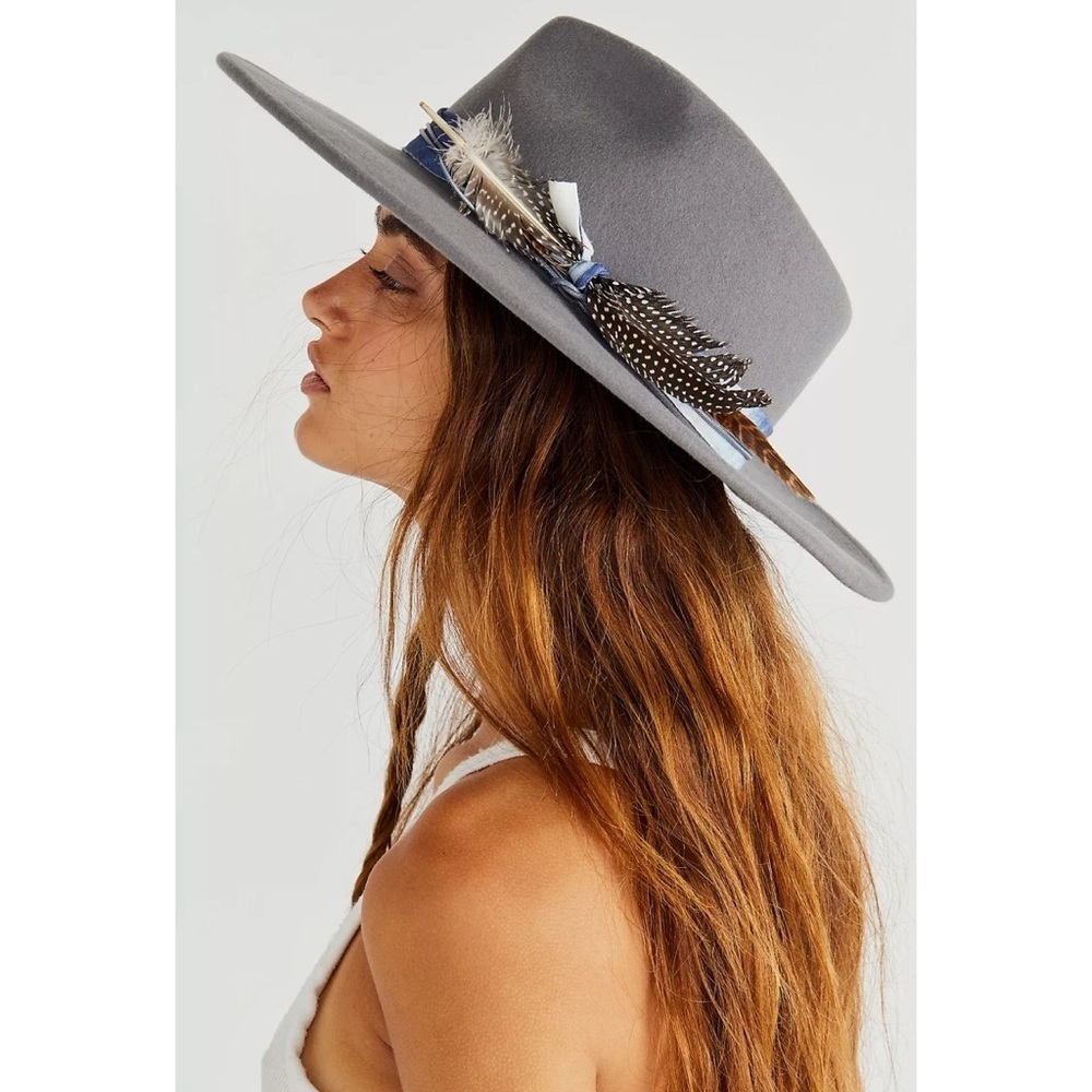 New Wyeth Amelia Wool Felt Hat in Grey Blue Feather Trim
